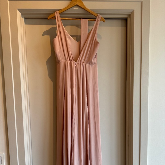 Show Me Your Mumu Jenn Maxi Dress in Dusty Blush Crisp - Picture 4 of 4